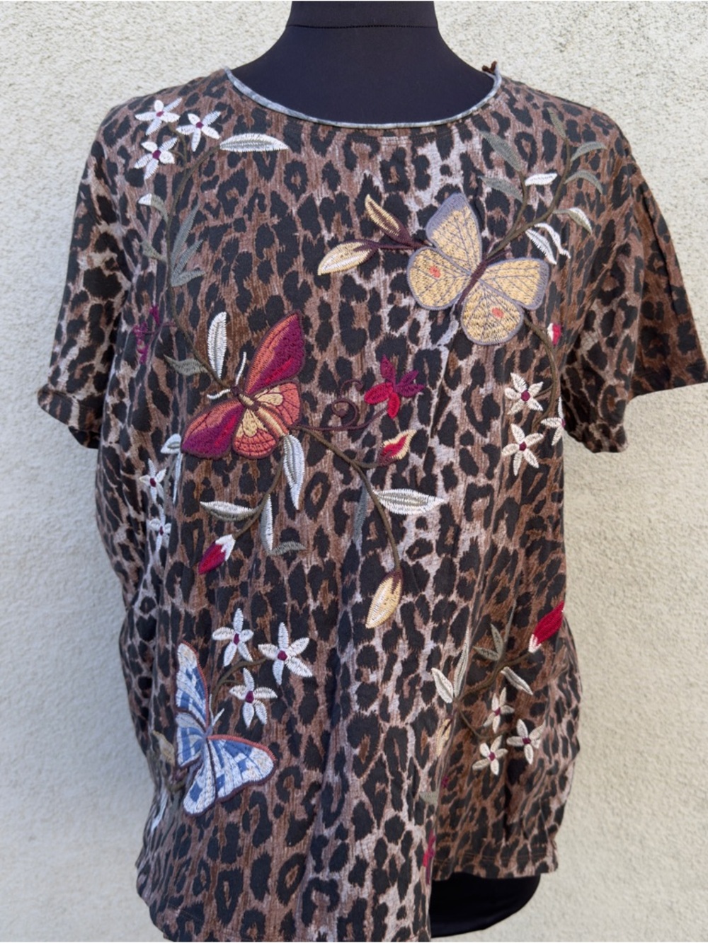 Johnny Was Brown Leopard Butterfly Embroidered Short Sleeve Top